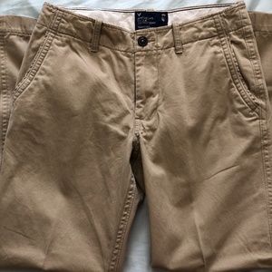 Men's American Eagle Tan Straight Leg Khakis - W32